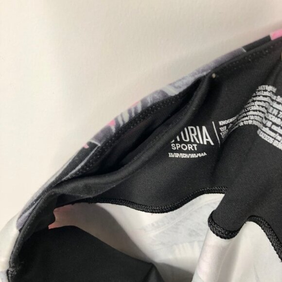 VICTORIA’S Secret  Sport Floral Knock-out Tights Size‎ XS - Picture 7 of 8